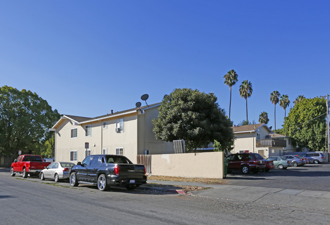 1855 Luby Dr in San Jose, CA - Foto de edificio - Building Photo