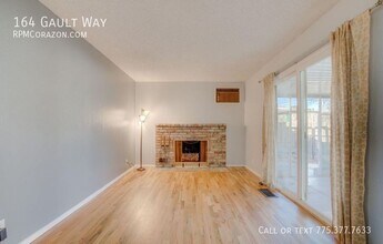 164 Gault Way in Sparks, NV - Building Photo - Building Photo