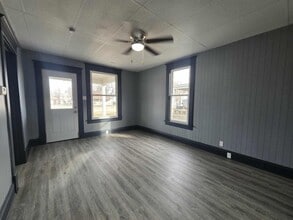 123 W 13th St in Junction City, KS - Building Photo - Building Photo