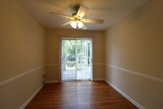7109 Glenwood St in Overland Park, KS - Building Photo - Building Photo