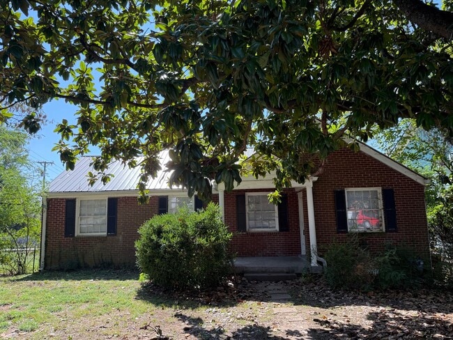 property at 1912 Sheridan Rd