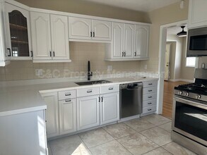 10532 La Mirada Blvd in Whittier, CA - Building Photo - Building Photo