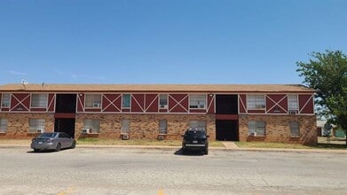 2408 N Willis St in Abilene, TX - Building Photo - Building Photo