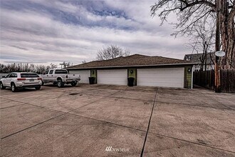 2122 Howard St, Unit 2126 in Walla Walla, WA - Foto de edificio - Building Photo