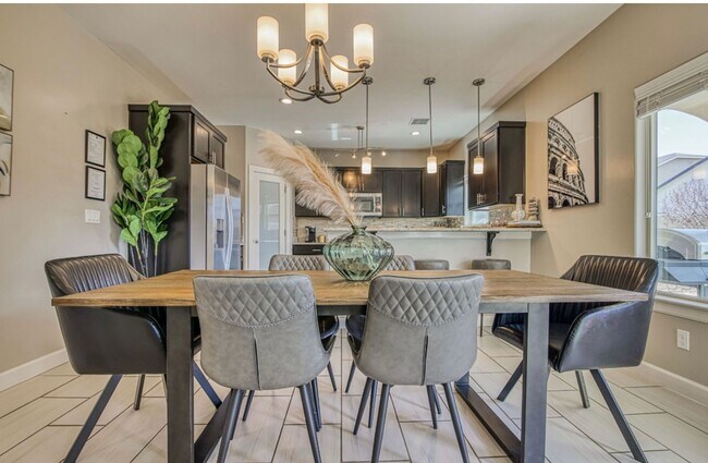 14700 Harry Flournoy in El Paso, TX - Building Photo - Building Photo