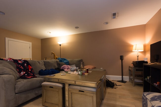 19 St Lukes Rd, Unit B in Boston, MA - Building Photo - Building Photo