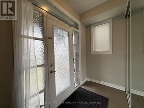2516 Waterlilly Way in Ottawa, ON - Building Photo - Building Photo