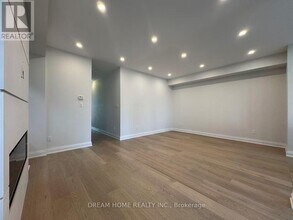 138 Seguin St in Richmond Hill, ON - Building Photo - Building Photo