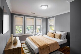 17 Nottinghill Rd, Unit 1 in Boston, MA - Foto de edificio - Building Photo