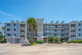 10 NE Plantation Rd in Stuart, FL - Building Photo - Building Photo