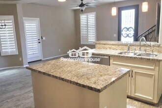 2019 E Heartwood Ln in Phoenix, AZ - Building Photo - Building Photo