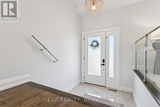 105 Twenty Second St in Toronto, ON - Building Photo - Building Photo