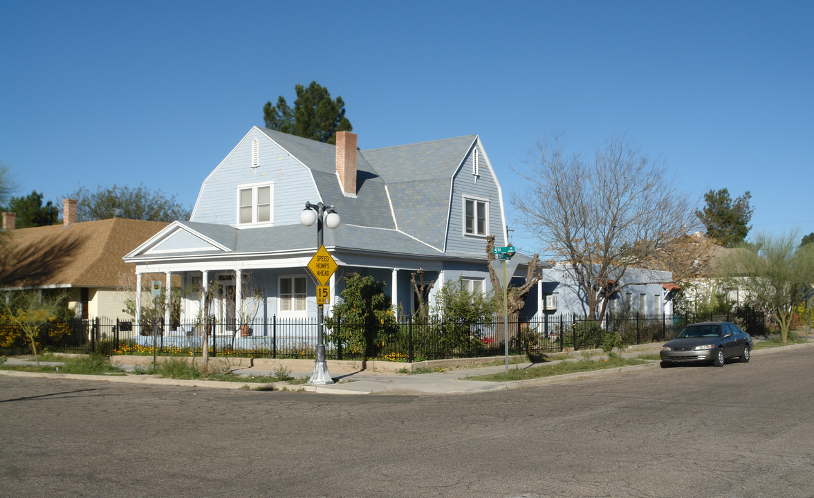 445 S 5th Ave in Tucson, AZ - Foto de edificio