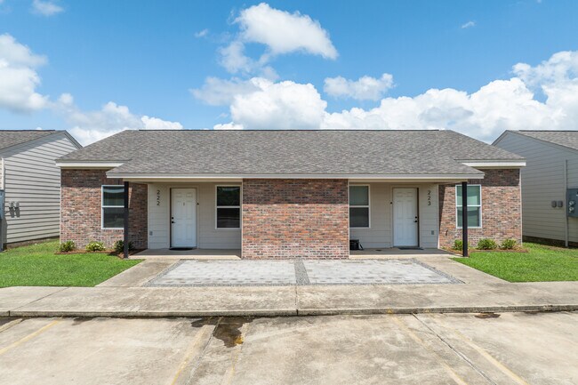 Fieldstone Place Apartments in Monroe, LA - Foto de edificio - Building Photo