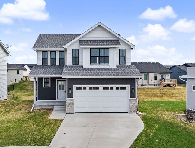 1401 NE Savana Dr in Grimes, IA - Building Photo - Building Photo