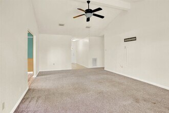 6219 Silver Leaf Dr in League City, TX - Building Photo - Building Photo