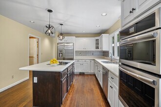66 Pumping Station Rd in Ridgefield, CT - Building Photo - Building Photo