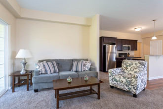 Fairlawn Hills in Hornell, NY - Foto de edificio - Interior Photo