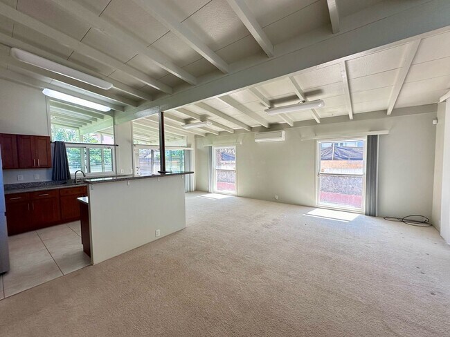 4314 Punihi St in Honolulu, HI - Building Photo - Building Photo