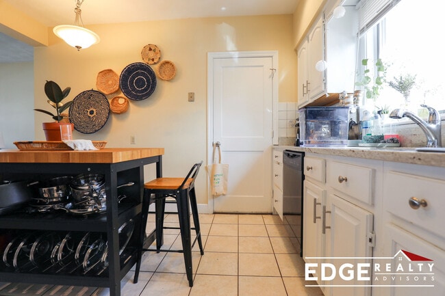 7 Glenley Terrace in Boston, MA - Foto de edificio - Building Photo