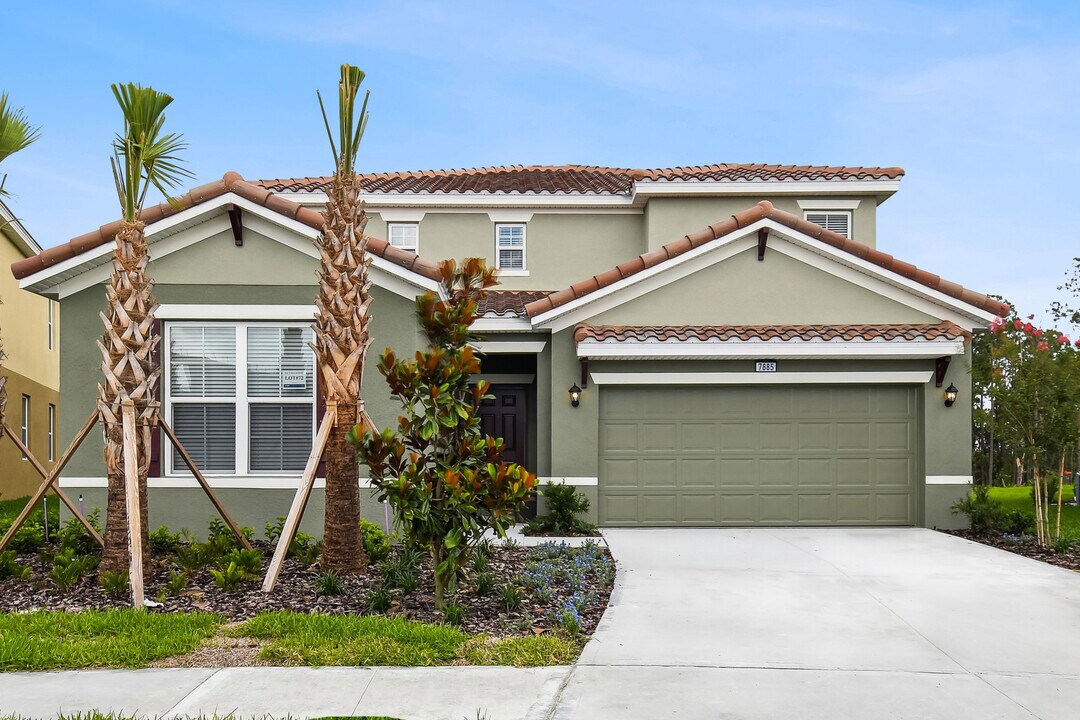 7885 Oak Reflection Lp in Davenport, FL - Building Photo