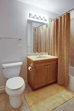 1451 S Halsted St, Unit 1B in Chicago, IL - Building Photo - Building Photo