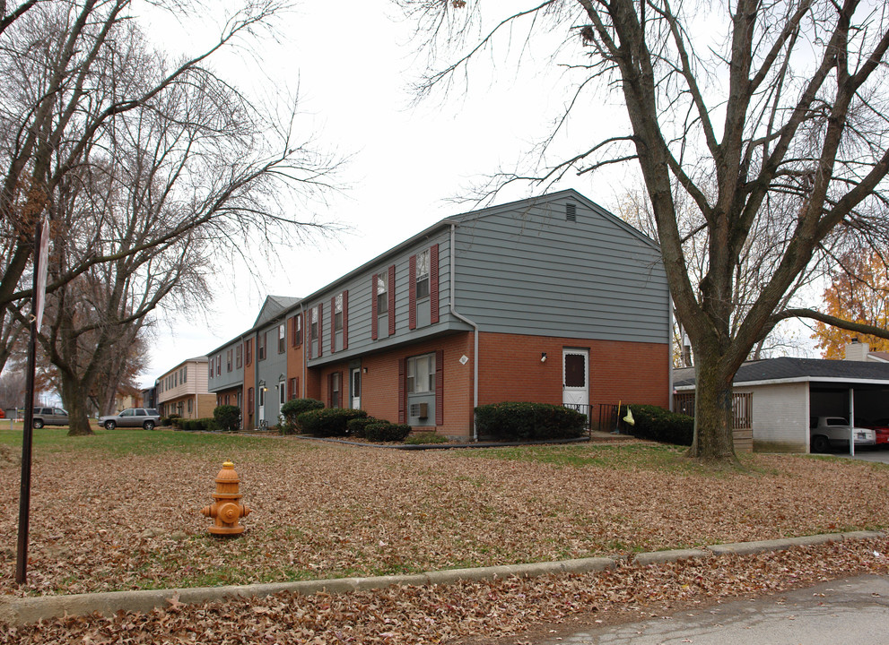 361 Mathews Rd in Youngstown, OH - Building Photo