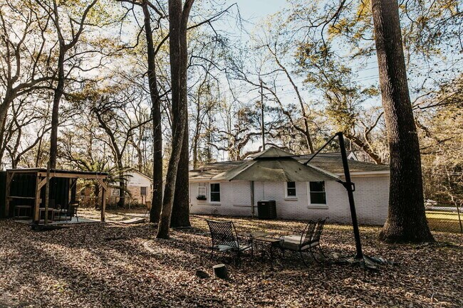 960 Savage Rd in Charleston, SC - Building Photo - Building Photo