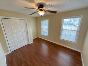 8209 Crimson Creek Dr in Memphis, TN - Building Photo - Building Photo