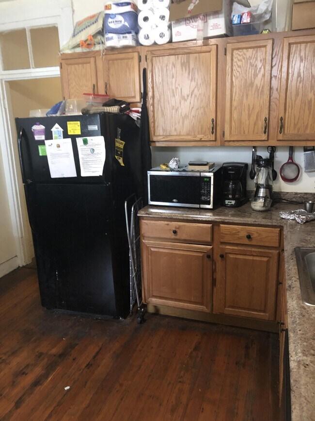 121 Hillside St, Unit 2 in Boston, MA - Foto de edificio - Building Photo