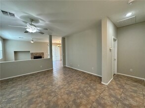 3143 Diamond Crest Ln in Henderson, NV - Building Photo - Building Photo