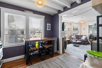 61 Cummins Hwy in Boston, MA - Building Photo - Building Photo