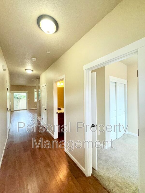 7641 NE 31st Cir in Vancouver, WA - Building Photo - Building Photo