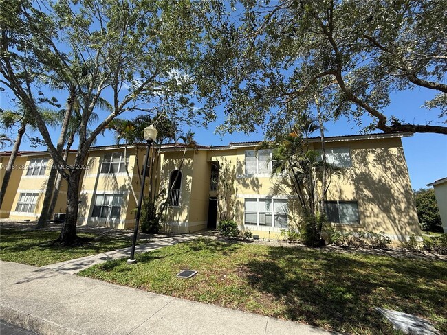 property at 417 Vista Isles Dr