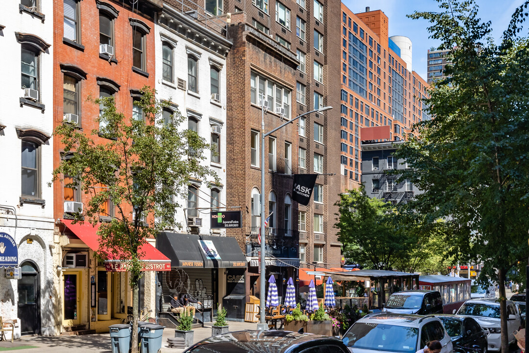 167 E 33rd St in New York, NY - Foto de edificio