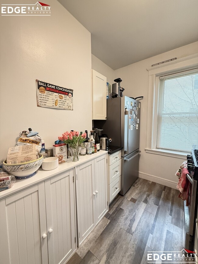 130 Brainerd Rd, Unit 3 in Boston, MA - Building Photo - Building Photo