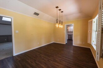 300 Las Plumas Dr in Georgetown, TX - Building Photo - Building Photo