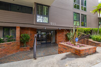 Highland Creek in West Hollywood, CA - Building Photo - Building Photo