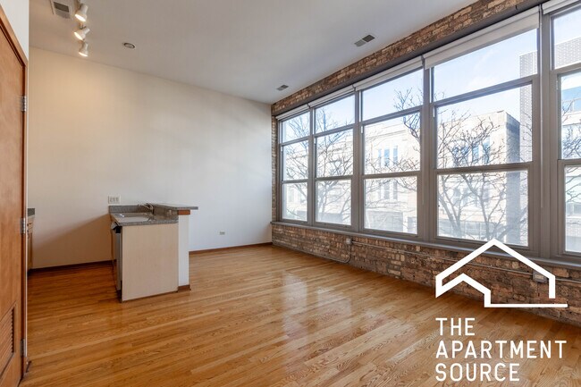 property at 2934 N Milwaukee Ave