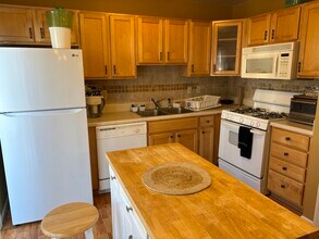 2610 Ivory Run Way, Unit 111 in Raleigh, NC - Foto de edificio - Building Photo