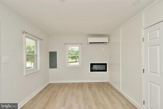 3315 King St in Alexandria, VA - Building Photo - Building Photo