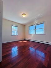 25610 60th Ave, Unit Little Neck 2nd floor in Little Neck, NY - Building Photo - Building Photo