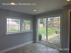 20709 36th Ave W in Lynnwood, WA - Building Photo - Building Photo