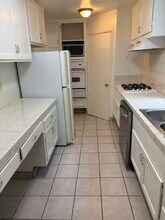 11685 Gorham Ave, Unit 4 in Los Angeles, CA - Building Photo - Building Photo