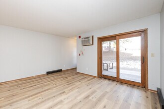 603 Bakertown Dr in Sullivan, WI - Building Photo - Building Photo