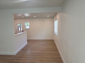 793 W Pomona Blvd in Monterey Park, CA - Building Photo - Building Photo