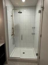 160 W Superior St in Chicago, IL - Building Photo - Building Photo