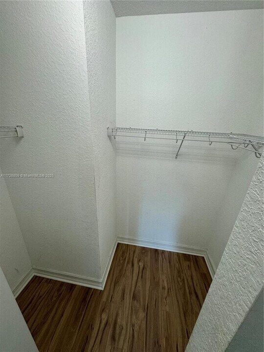 11351 SW 15th St in Pembroke Pines, FL - Building Photo