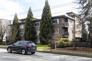 Garden Villa in Vancouver, BC - Building Photo