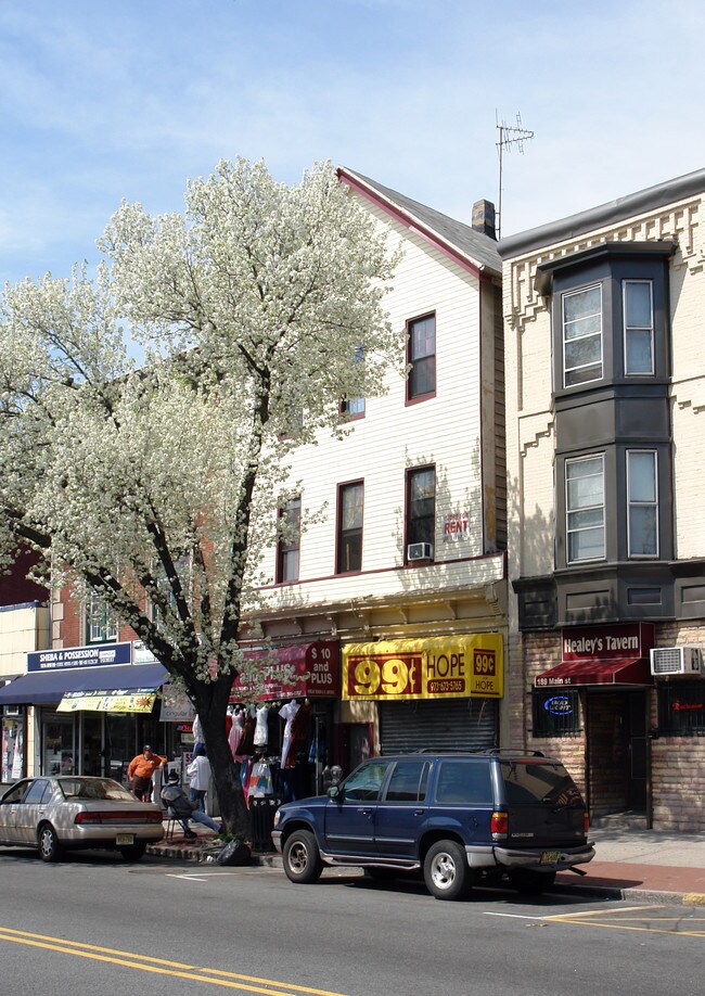 191-193 Main St